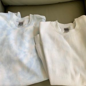 2 new gildan crewneck tie-dyed sweatshirts unisex